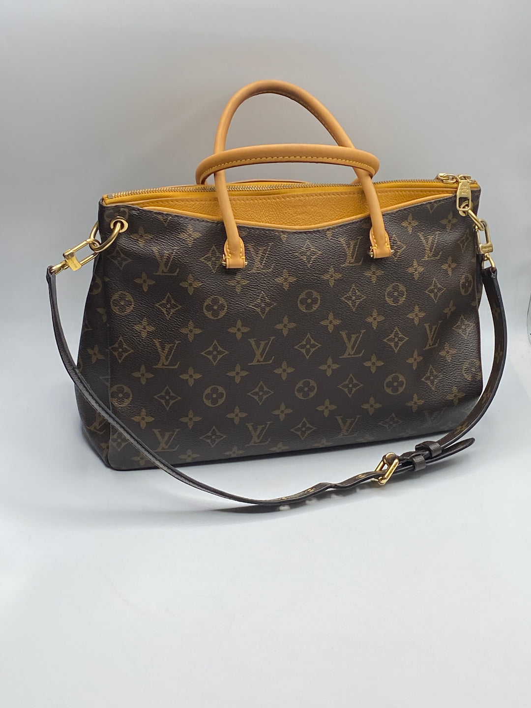 Louis Vuitton Pallas