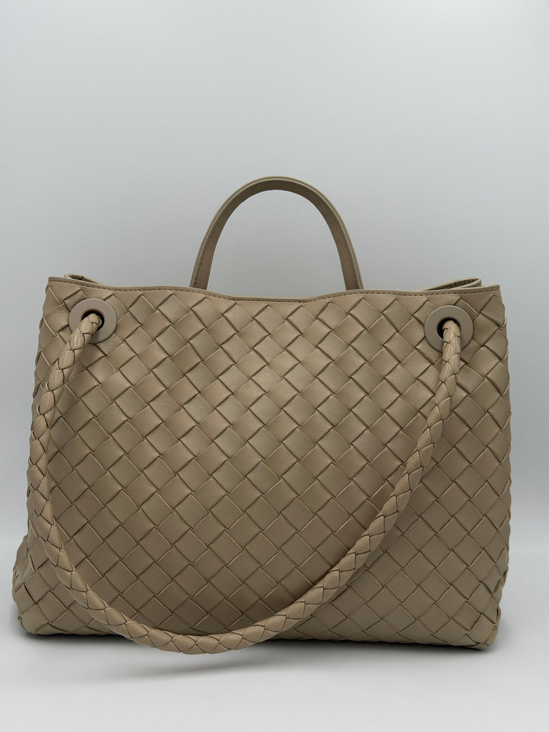 Bottega Veneta Andiamo Media
