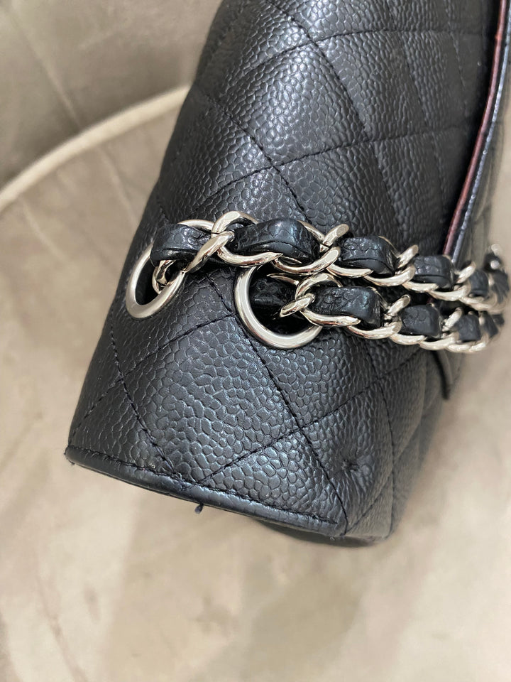 Borsa Chanel media