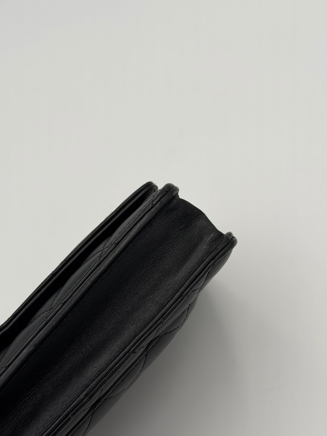 Chanel Wallet on Chain