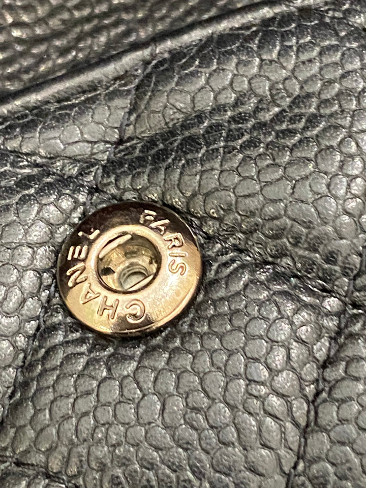 Borsa Chanel media