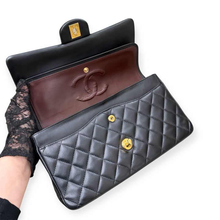 Chanel Classic flap media