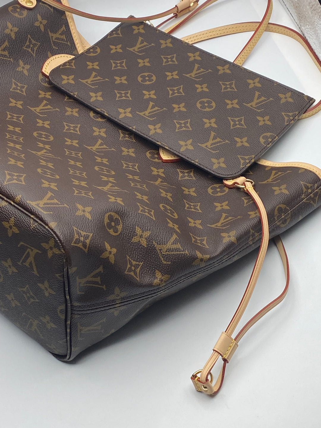 Louis Vuitton Neverfull MM