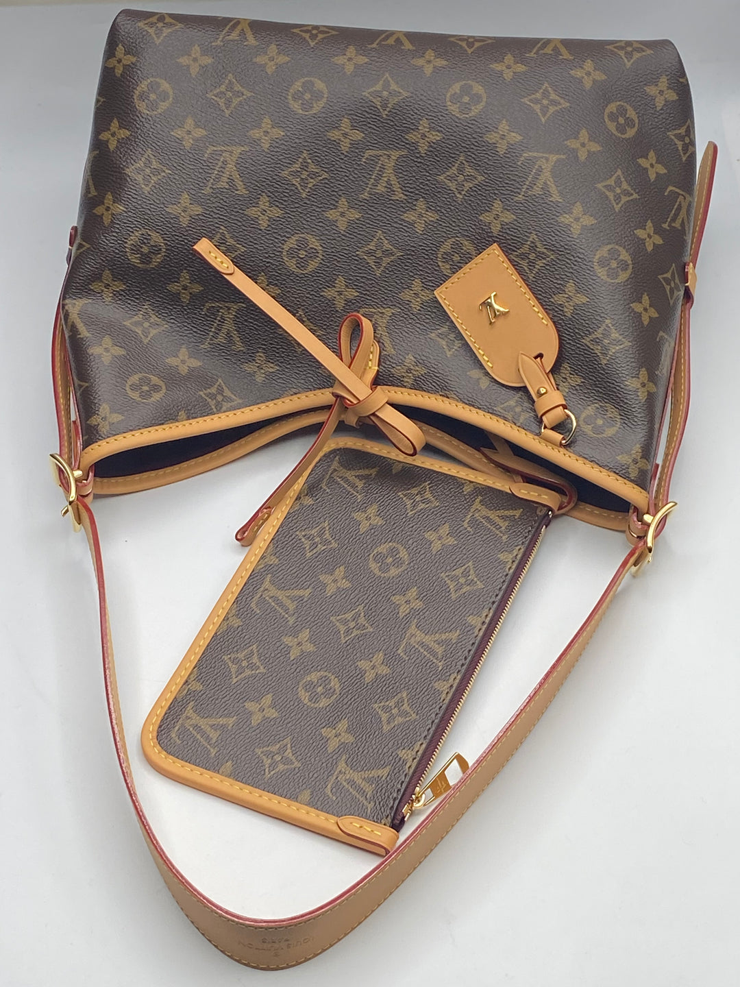 Borsa Louis Vuitton CarryAll PM