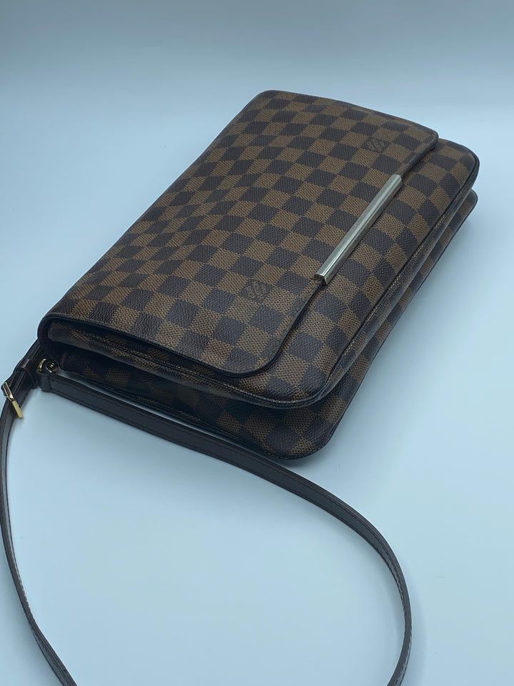 Louis Vuitton Hoxton Gm