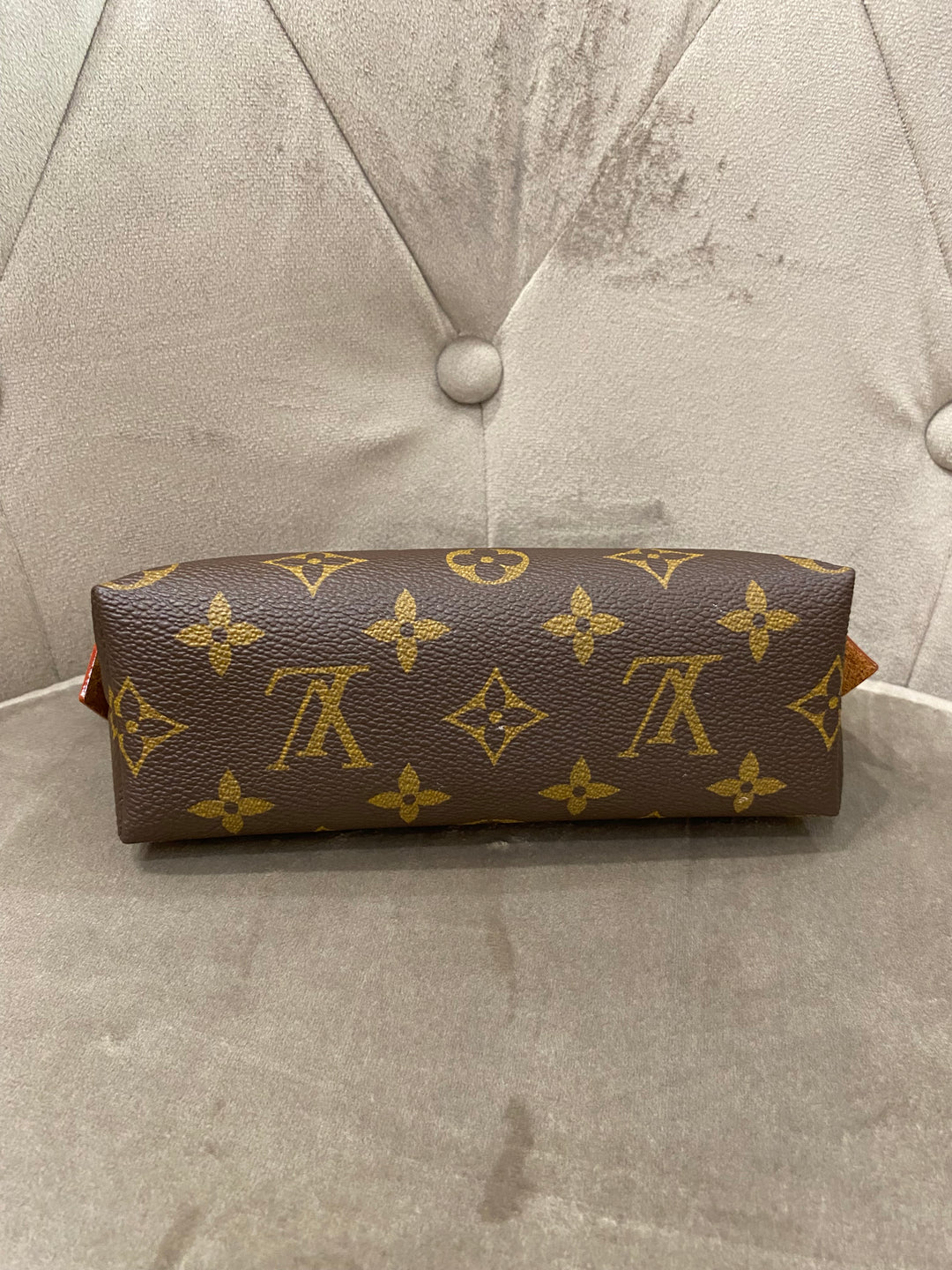 Louis Vuitton Pochette Cosmétique PM