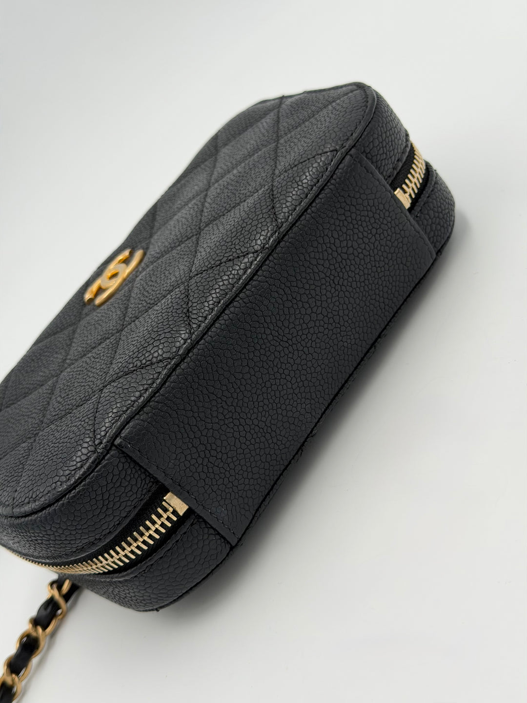 Chanel black caviar camera /marsupio mini bag