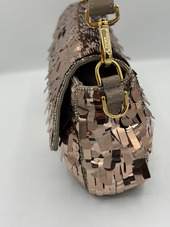 Fendi Baguette Media