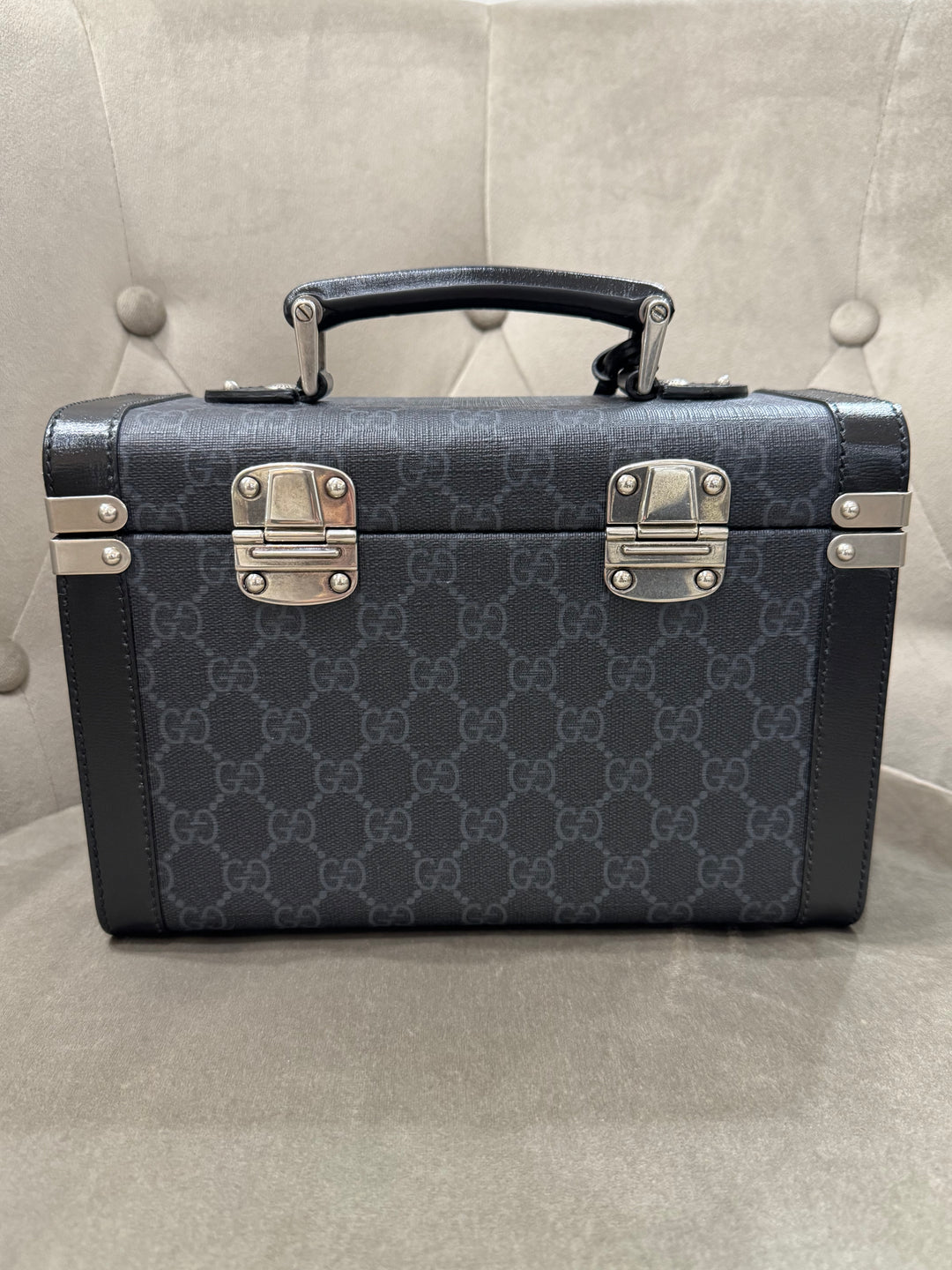 Gucci beauty case
