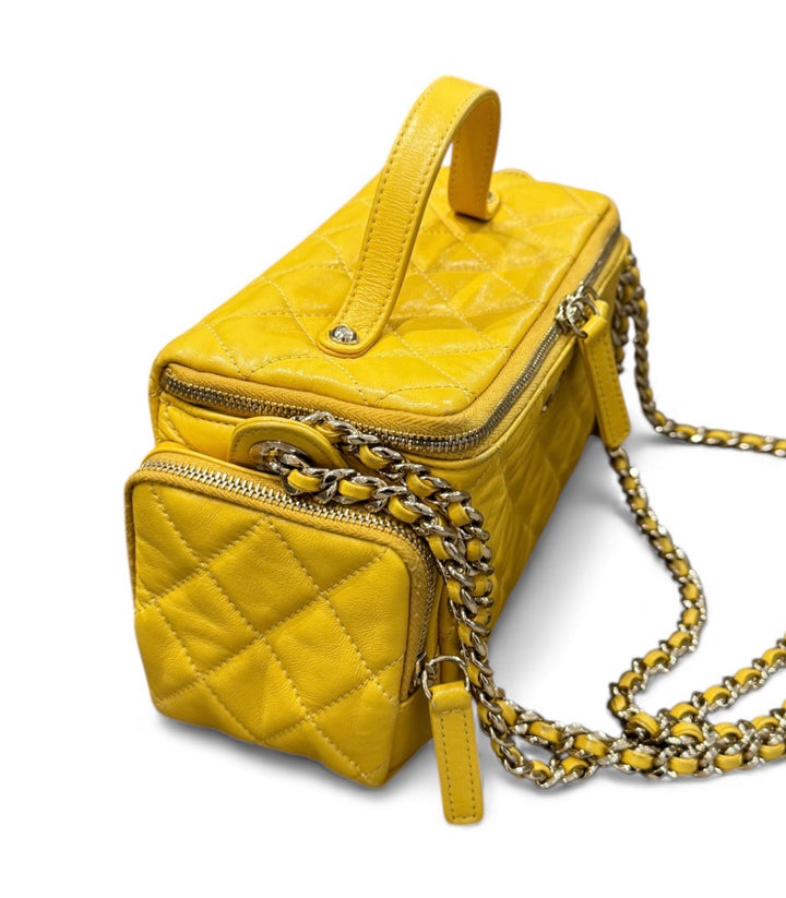 Chanel vanity case
