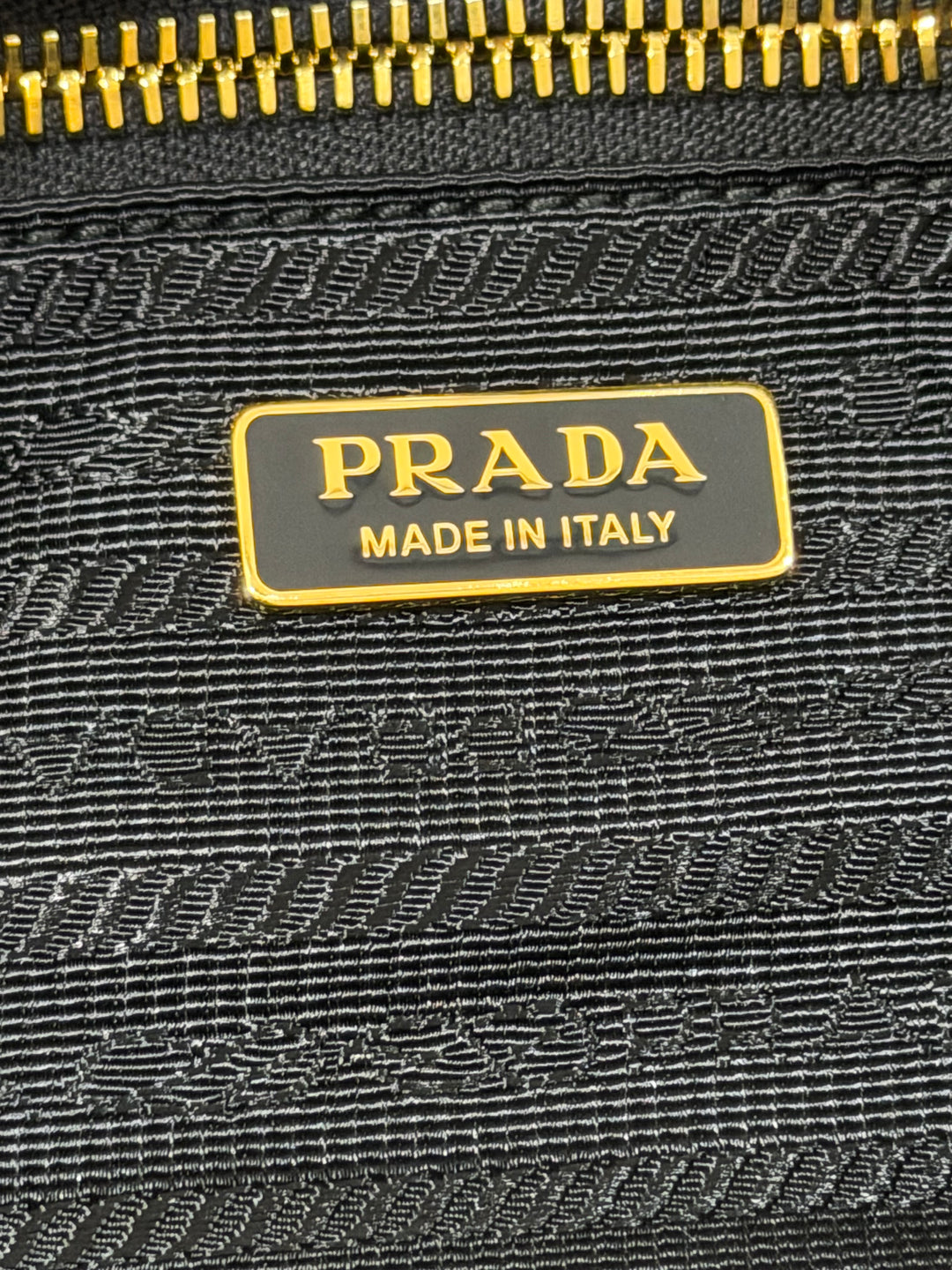 Prada Bonnie media