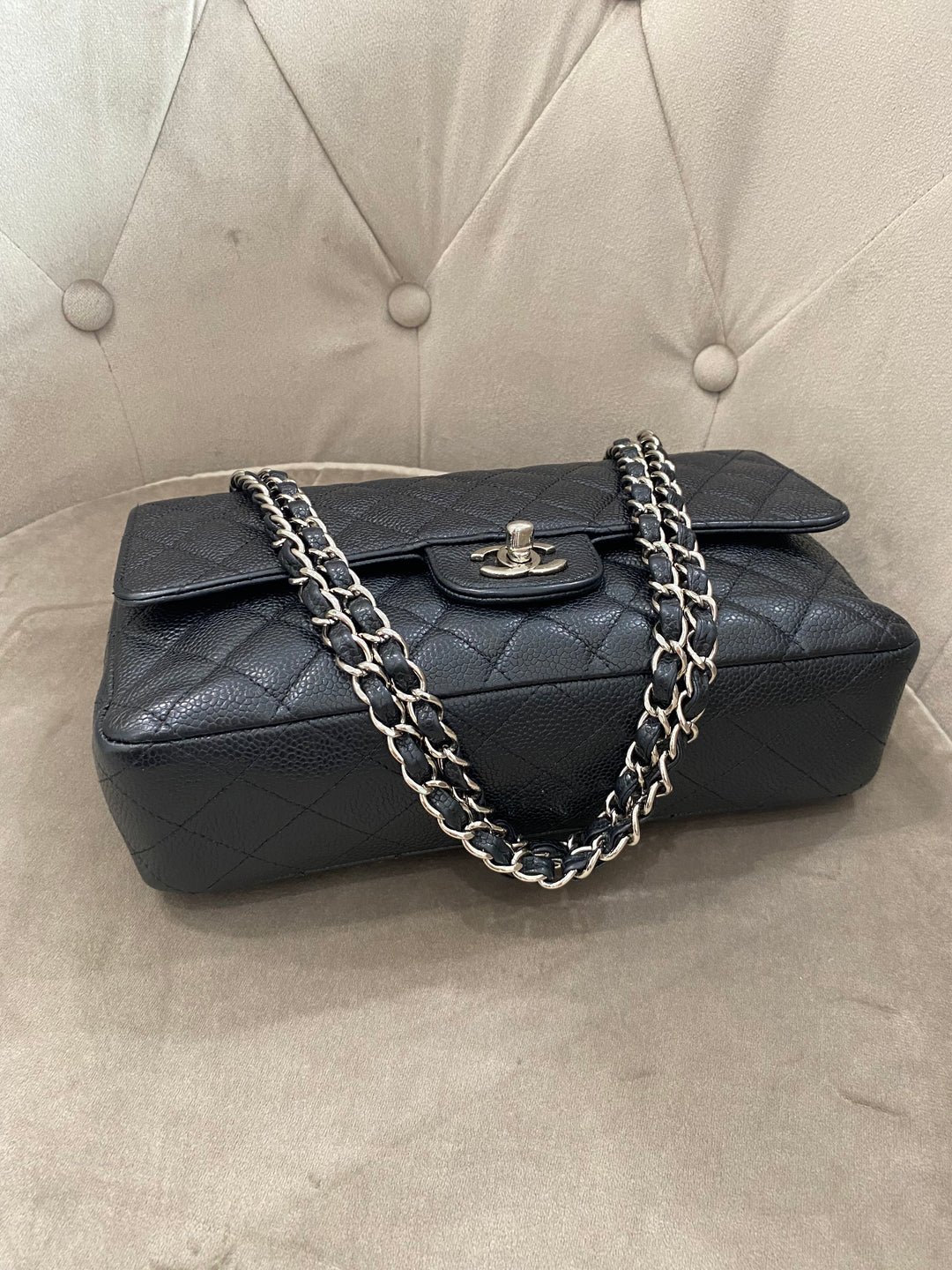 Borsa Chanel media