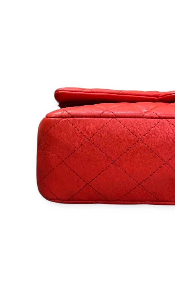 Chanel classica media
