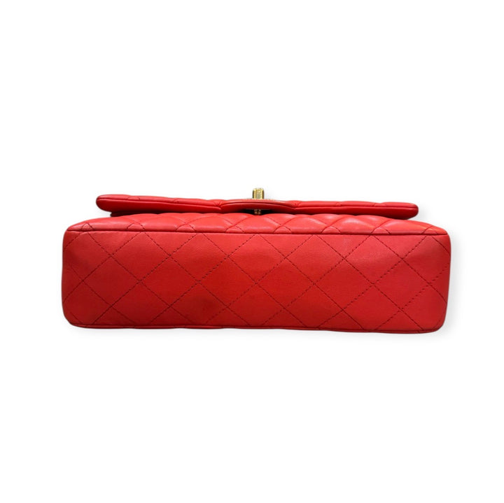 Chanel classica media