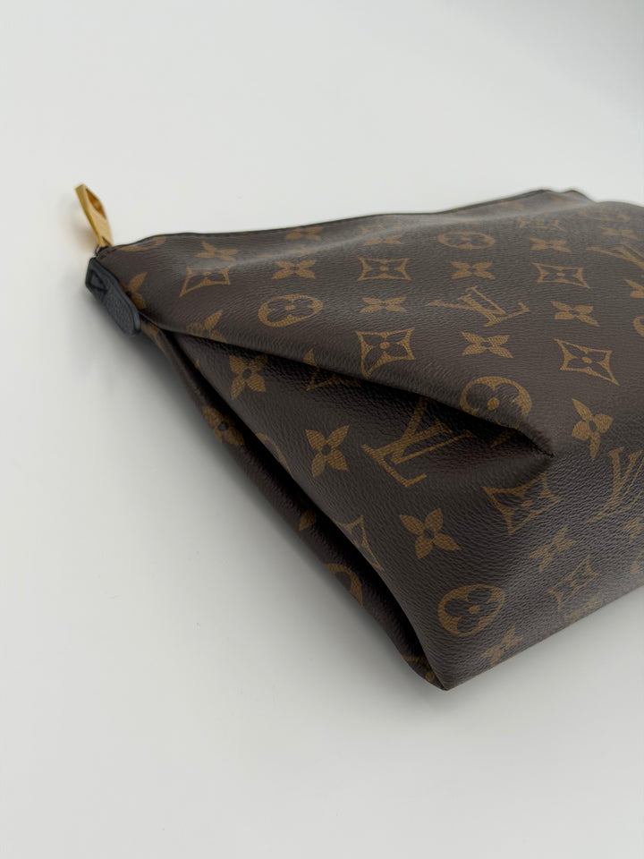 Louis Vuitton Pochette