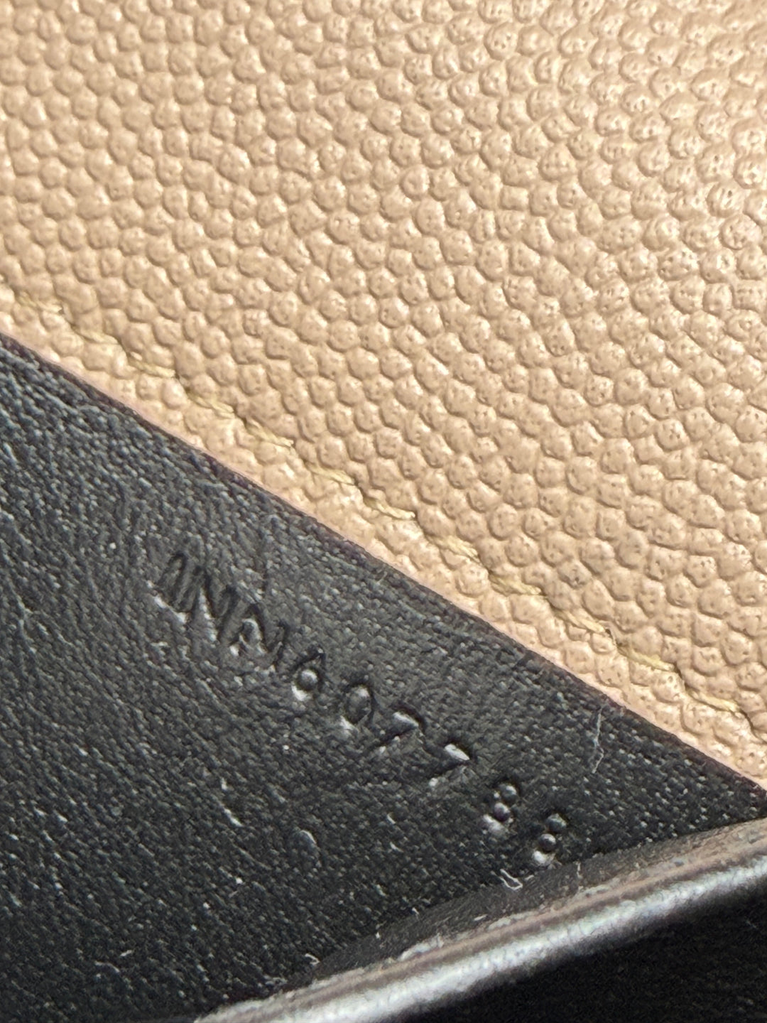 Saint Laurent Uptown Pochette con catena
