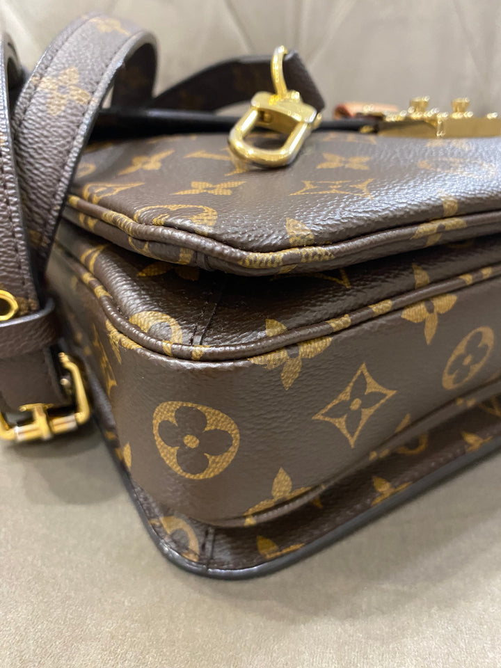 Louis Vuitton Metis