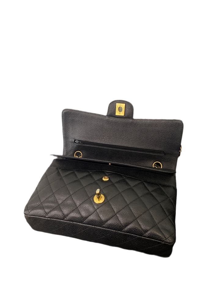 Borsa Chanel media