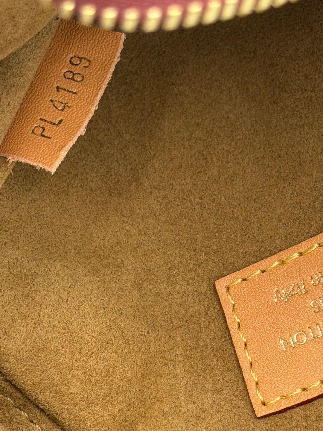 Louis Vuitton Boîte Chapeau Souple PM
