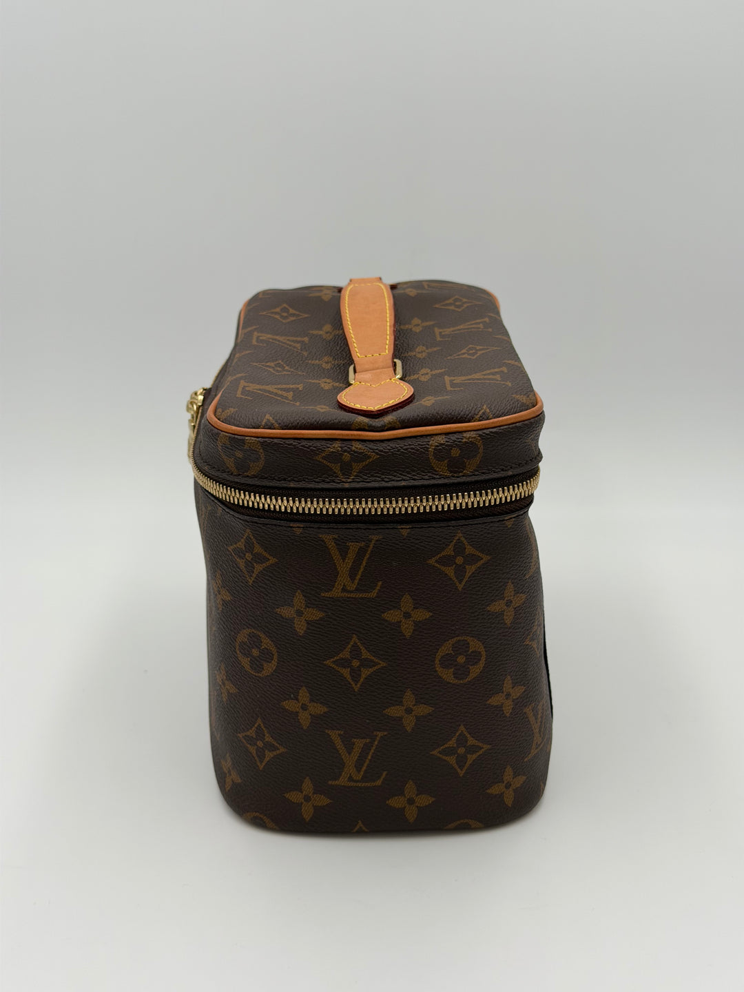 Louis Vuitton Beauty case Nice BB