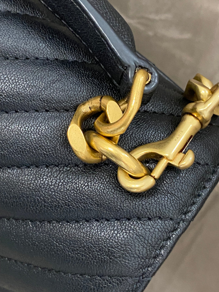Saint Laurent College Medium