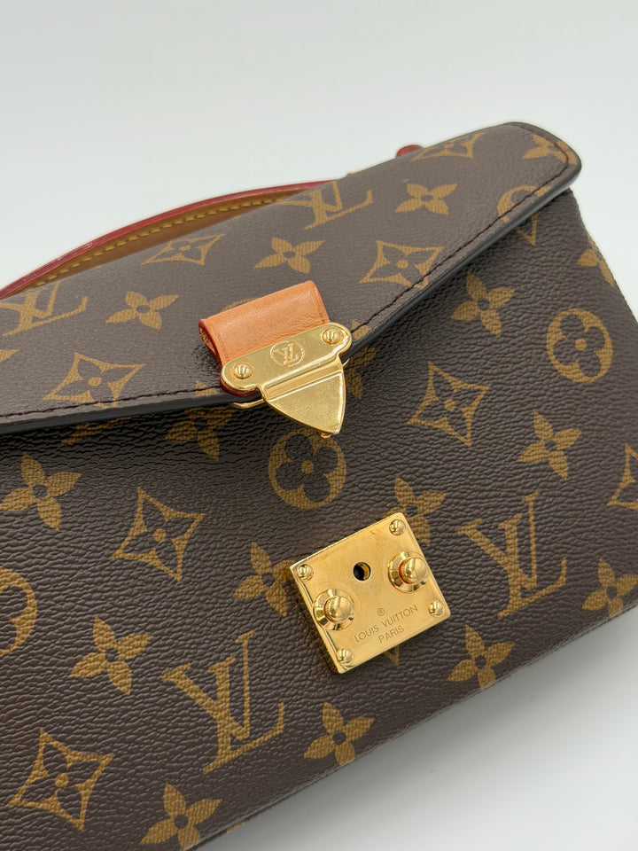 Louis Vuitton Métis east west