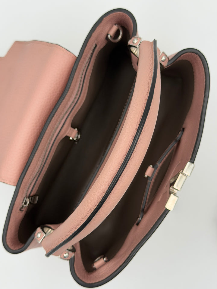 Louis Vuitton Capucines MM