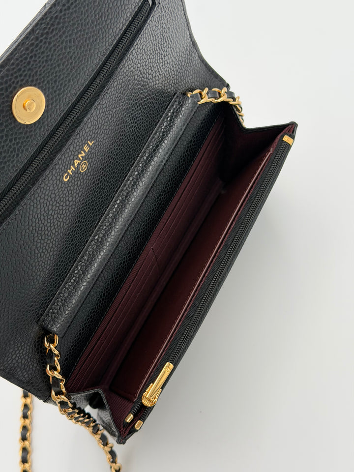 Chanel Wallet on Chain (WOC)