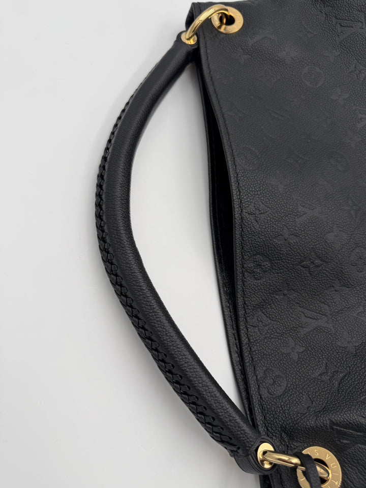 Louis Vuitton Artsy MM
