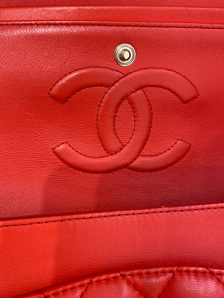 Chanel classica media