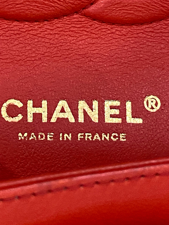 Chanel classica media