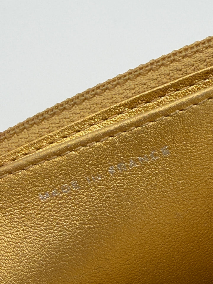 Chanel Wallet on Chain