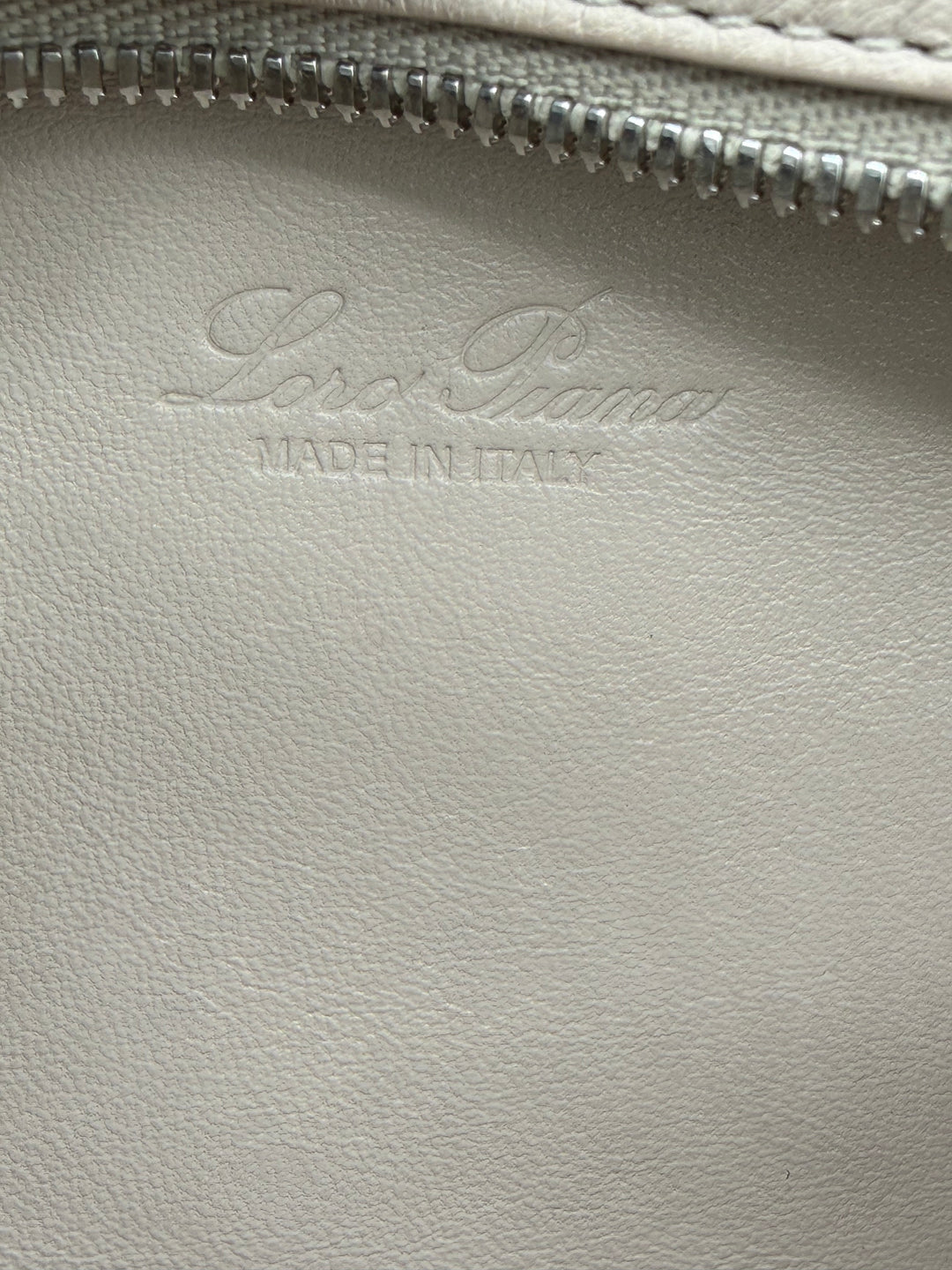 Loro Piana Extra Pocket L19