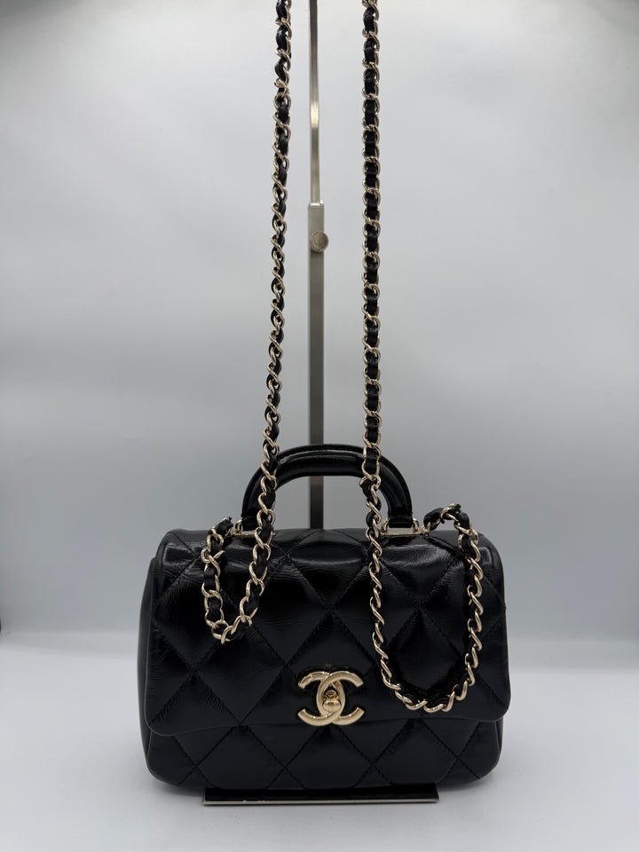 Chanel Mini Flap con manico