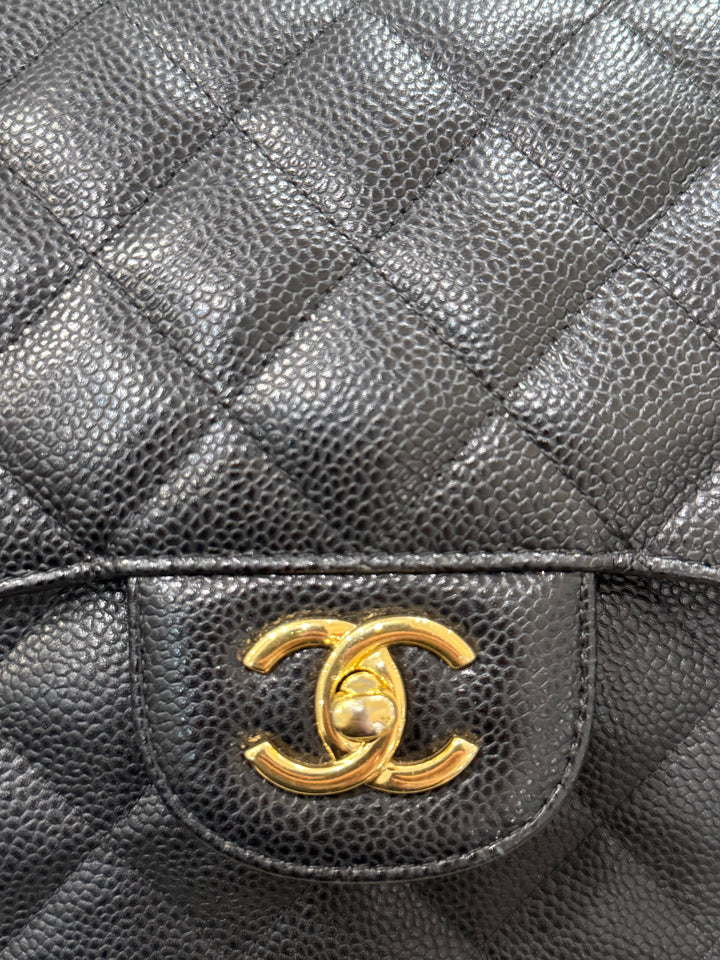 Chanel jumbo pelle caviar