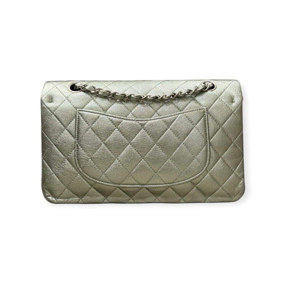 Chanel Classic Flap Media