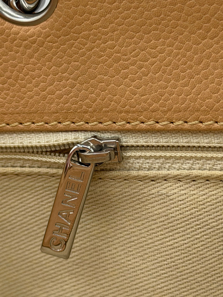 Grand Shopping Tote (GST)