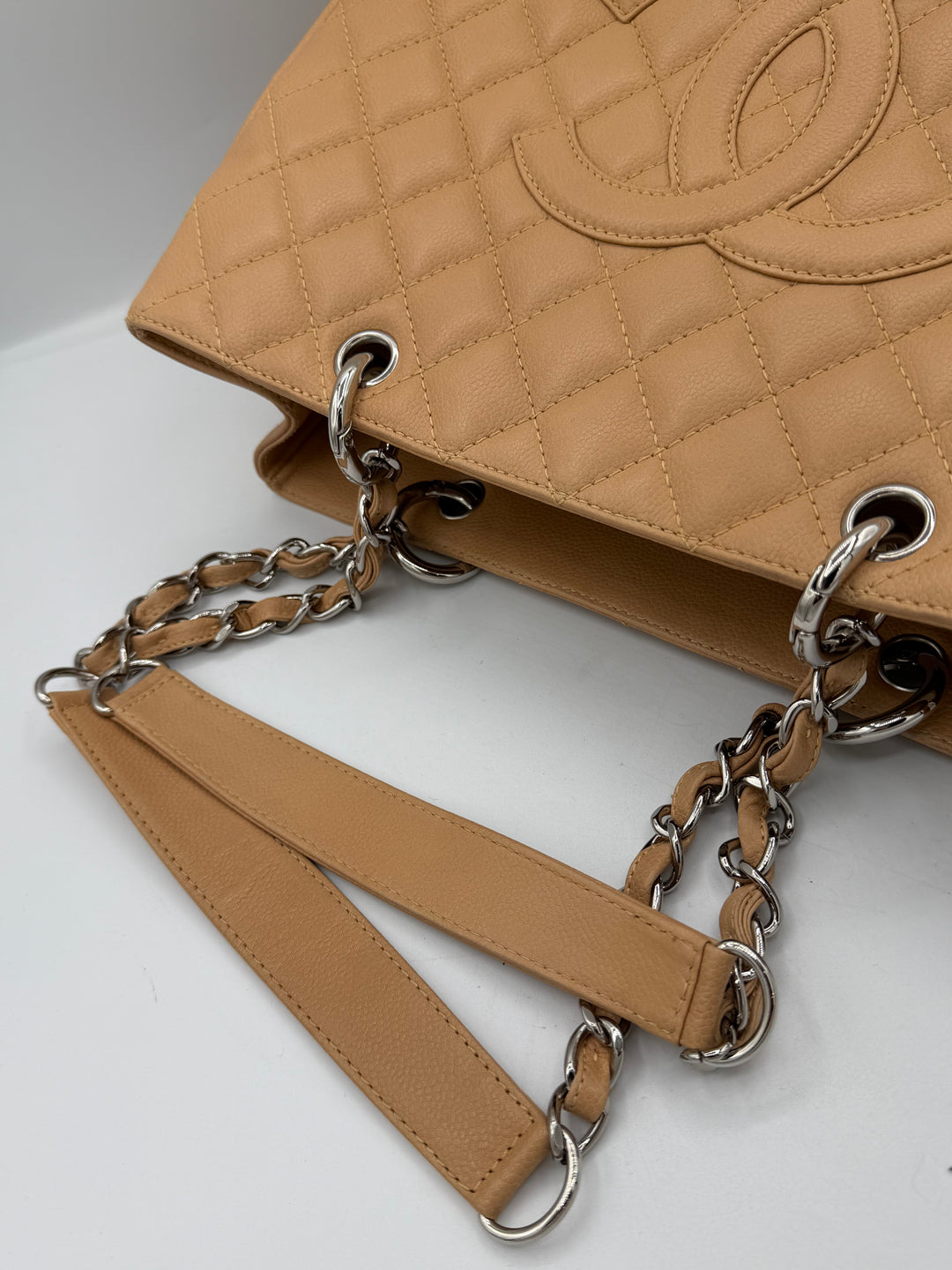 Grand Shopping Tote (GST)