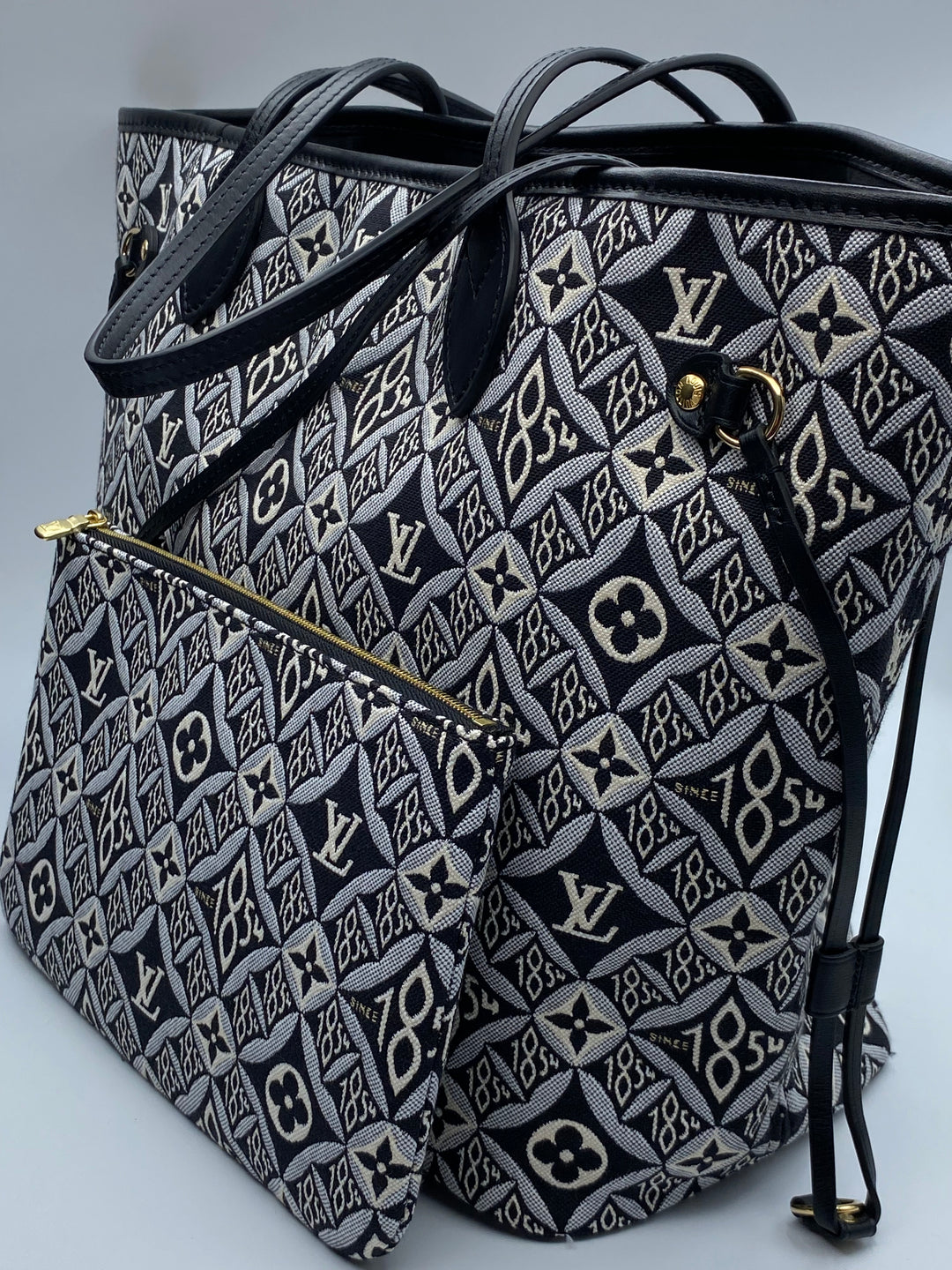 Louis Vuitton LV Neverfull MM dal 1854