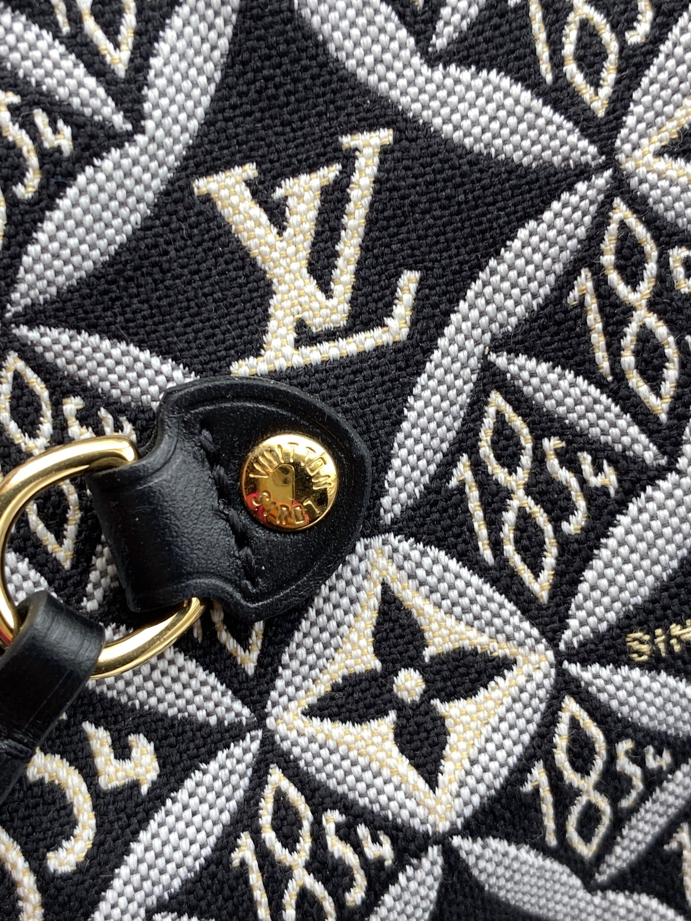 Louis Vuitton LV Neverfull MM dal 1854